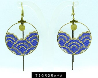 blue and gold japanese waves miyuki weaving hoop