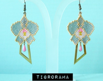 pendientes con orquidea azul gris
