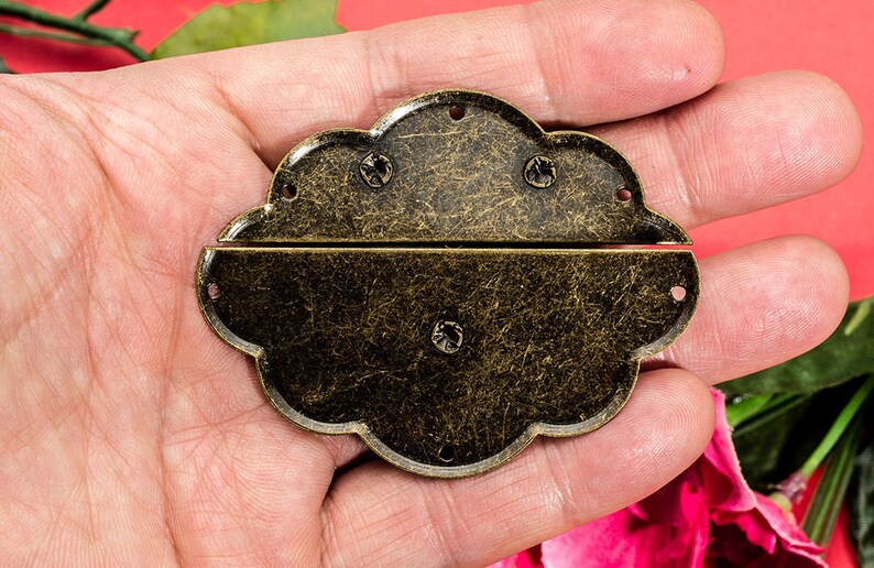 Flower Side Hasp Ancient Bronze Metal Hidden Lock Catch Chest Buckle Clasp 2 1/2x2 65mmx51mm h117 image 5