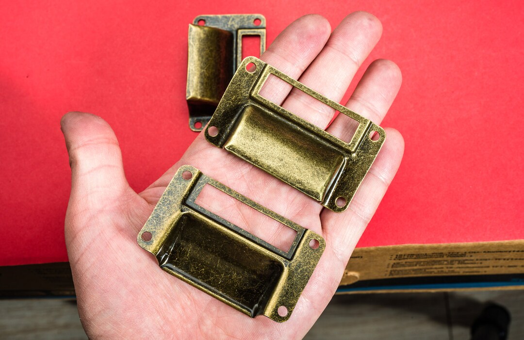 1 or 4 Metal Tags Pulls Vintage Drawer Tag Card Label Decor Hand Handle