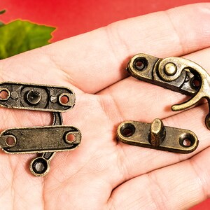 1 or 10 Solid Oxhorn Latches Old Hook Solid Metal Hasp Lock Catch For Leather Suitcase Buckle Clasp 1.1 29x33mm h4 image 9