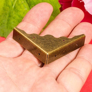 8 or 20 Retro Flower Caps Bronze Protection Iron Corners Covers 3 Sided Chest Décor 1.539mm c129 image 3