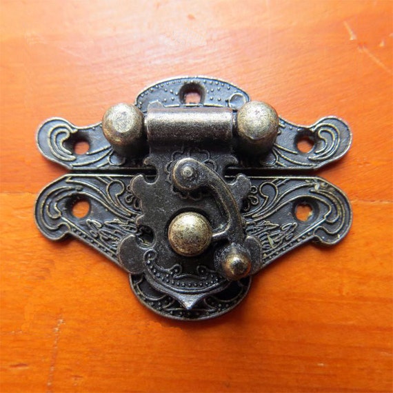50*43mm UK Decorative Vintage Jewelry Wooden Box Butterfly Shape Hasp Lock Latch