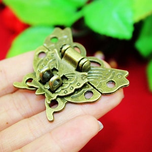 1 or 10 Vintage Butterfly Hasps Wooden Box Metal Flower Lock Catch Latches Gift Wine Box Buckle Clasp 1.77x1.4545x37mm h13 image 2