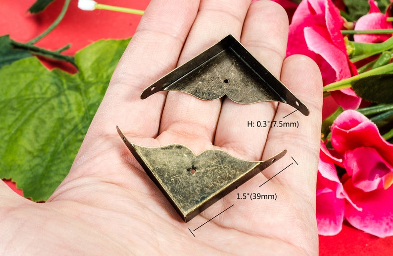 8 or 20 Retro Flower Caps Bronze Protection Iron Corners Covers 3 Sided Chest Décor 1.539mm c129 image 2
