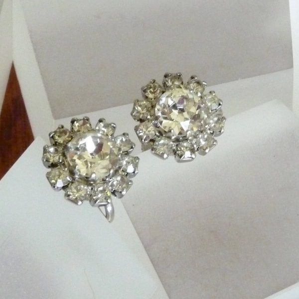 Weiss Clear Rhinestone Earrings, Weiss Rhinestone Earrings, Weiss Round Rhinestone Earrings, Weiss Petite Clear Rhinestone Earrings