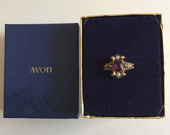 Avon Queensbury Ring, 1974 Queensbury AVON, Vintage AVON Queensbury Ring Size MEDIUM, Avon Ring, Avon Queensbury Ring