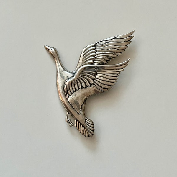 Vintage CORO Norseland Sterling Silver Goose Pin/Coro NORSELAND 1940 Sterling Silver Flying Goose Pin/Sterling Goose CORO Norseland 1940s