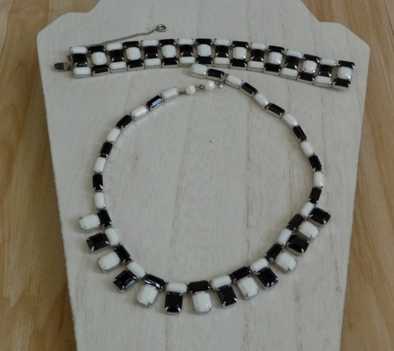 Weiss Art Deco/Weiss Black and White Necklace Bra… - image 5