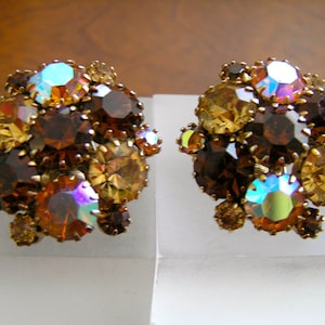 Weiss Amber Topaz Rootbeer Clip On Earrings, Weiss Topaz Rhinestone Earrings, Weiss Amber Round Rhinestone Earrings, Weiss Earrings MINT