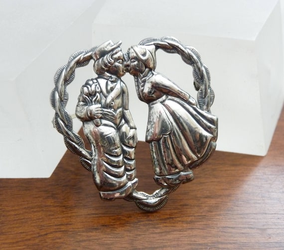 Sterling Heart Pin/Beau Kissing Couple Pin/Signed Beau Sterling Heart Pin/Vintage BEAU Sterling Heart w Kissing Couple Pin/KissingCouple Pin