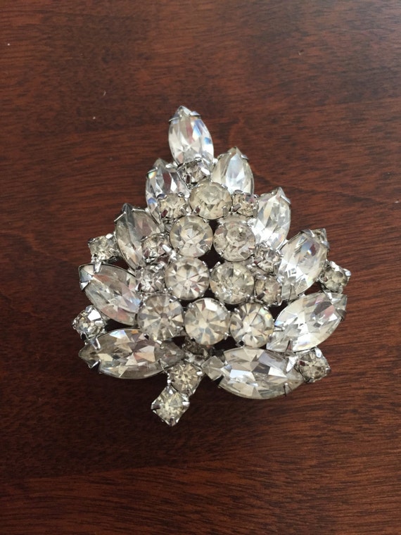 Vintage Weiss Clear Rhinestone Pin Brooch, Weiss C