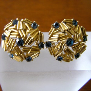Crown Trifari Earrings/Crown Trifari Earrings w Blue Rhinestones/Crown Trifari Gold Plated Haystack Earrings/Crown Trifari/Trifari Earrings