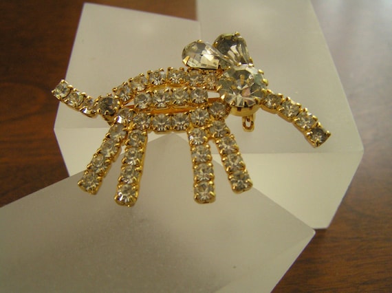 Hobe Vintage Elephant Pin, Hobe Elephant Pin, Hobe Rhinestone Elephant Pin, Vintage Hobe Animal Pin, Hobe Figural Animal Pin, Good Luck Pin