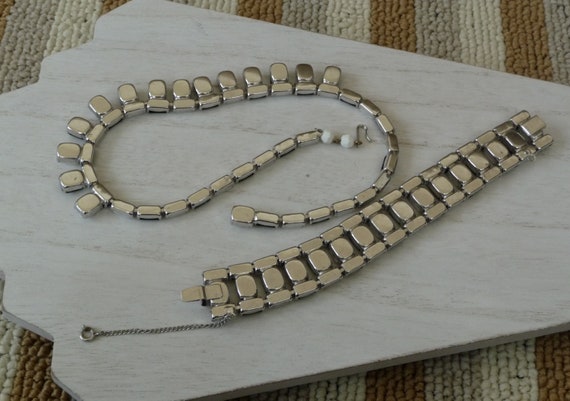 Weiss Art Deco/Weiss Black and White Necklace Bra… - image 7