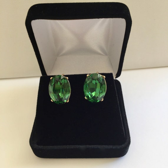 Crown Trifari Earrings/Crown Trifari Green Earring
