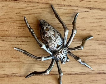 Vintage Jezlaine Sterling Silver LARGE Spider Pin: Filigree Design