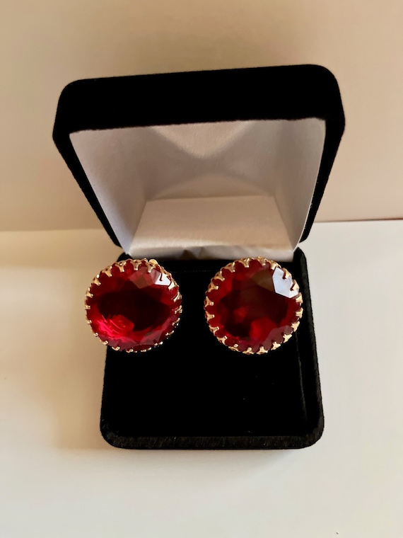 Weiss RED Rhinestone Earrings/Weiss RED Cabochon E