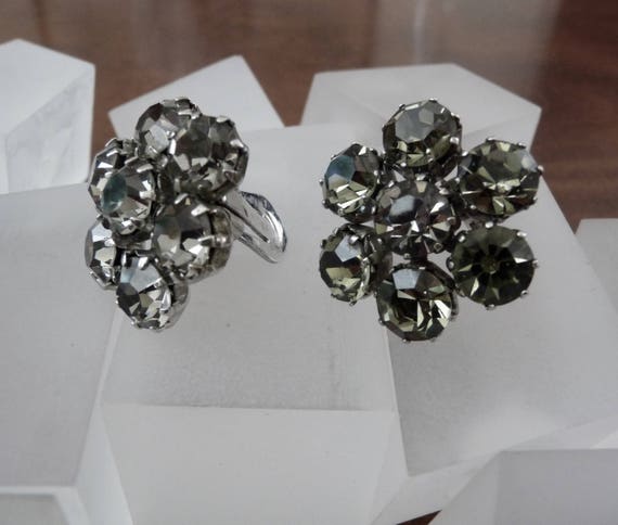 Vintage Weiss Grey Rhinestone Earrings/Weiss Smok… - image 2