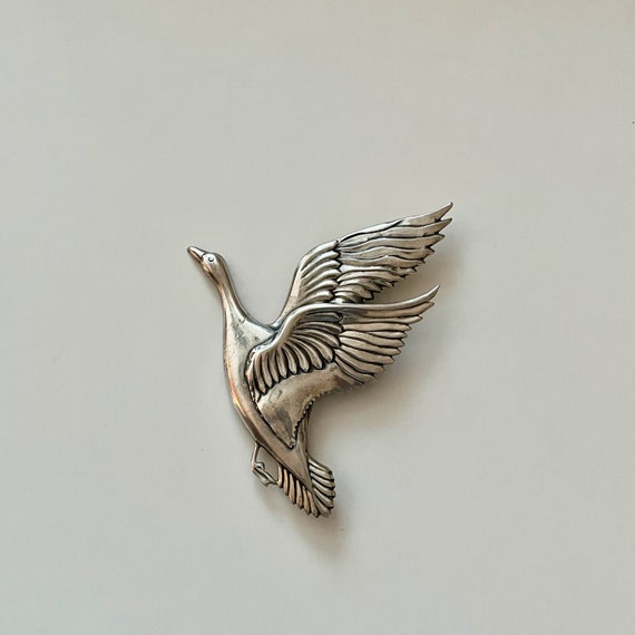 Vintage CORO Norseland Sterling Silver Goose Pin/C