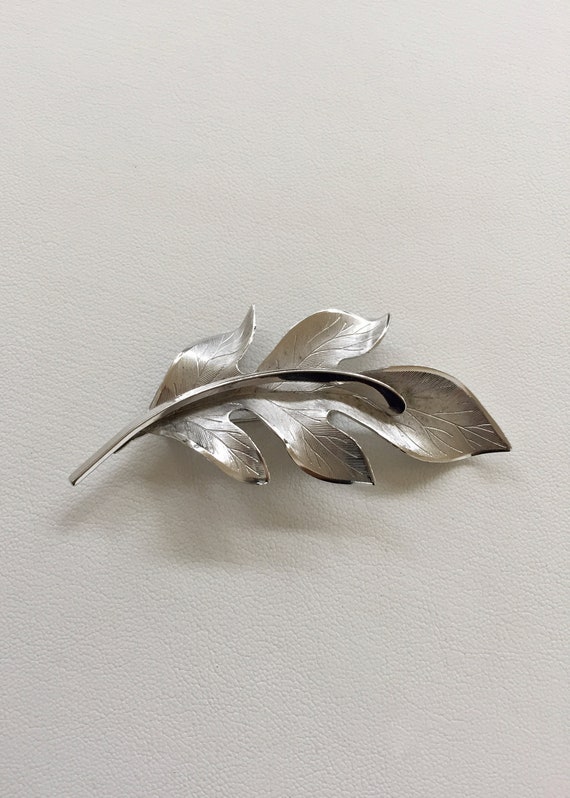 Beau Sterling Leaf Pin/Signed BEAU STER Leaf Pin/V