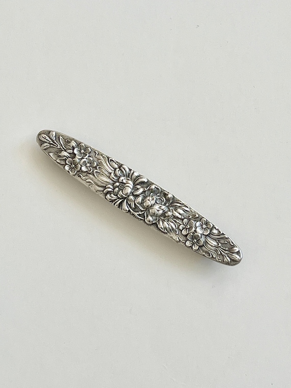 Stieff Sterling Repousse Rose Pattern Bar Pin/Vint