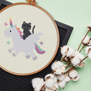 Unicorn Cross Stitch Pattern, Unicorn and Cat, Cross Stitch Chart, Needlecraft - Instant Download, PDF, Modern Chart