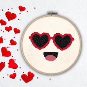 Heartstruck PDF Cross Stitch Pattern Needlecraft - Instant Download - Modern Chart