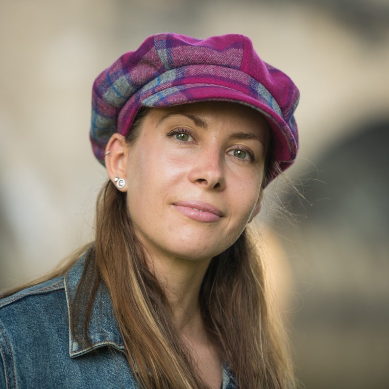 Women's Tartan Newsboy Cap – Red Scottish Plaid (Royal Stewart), Baker Boy Style Beret Hat