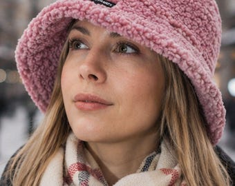 Craggi Ladies Polla Pink Bucket Hat in Pink Sherpa Borg Teddy Feel