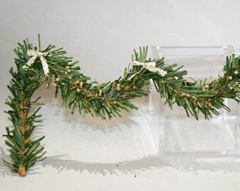 Christmas fireplace Garland - DOLL HOUSE MINIATURES -Artisan Handmade Miniature 1:12 scale. From CosediunaltroMondo Italy