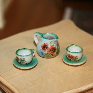Handpainted ceramic coffee set, milk jug and mugs- DOLL HOUSE MINIATURE ceramic - Artisan Handmade Miniatures 12th scale -CosediunaltroMondo