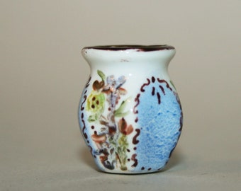 Vaso di fiori in ceramica dipinto a mano -MINIATURE CASA DELLE BAMBOLE -Fiori fatti a mano artigianali Miniatura in scala 12a. Da CosediunaltroMondo Italia