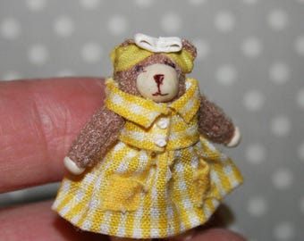 Miniature Teddy bear -Handmade Dollhouse collectible - toy shop -1:12 scale -CosediunaltroMondo Italy