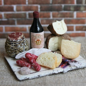 Cutting board with CHEESE, wine salami -DOLLHOUSE MINIATURE food-  Artisan Handmade Miniatures 1:12 scale - CosediunaltroMondo Italy- gift