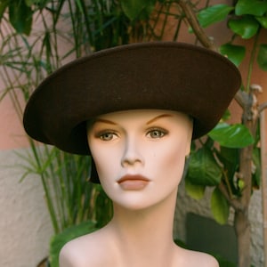 Brown felt hat, thermal wool Hat, vintage 1980s hat, woman&#39;s hat, brimmed hat, made in italy, gift for her