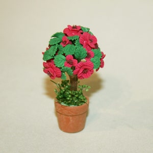 Dollhouse Potted Hibiscus Tree Terra Cotta Planter 1:12 Scale Miniature Plant - Miniatures, garden - miniature CosediunaltroMondo