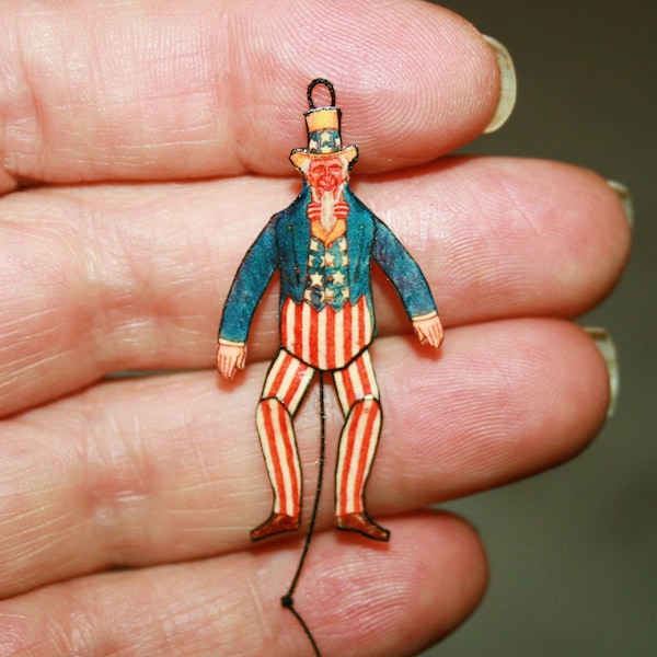 Puppenhaus Miniaturen "Uncle Sam, Hampelmann, flache Papierfigur ""Handgemachte Miniatur"" im 12ten Maßstab." Von CosediunaltroMondo Italien