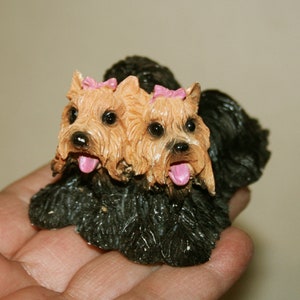 Vintage Resin dog with puppy -Dollhouse miniatures - Doll size - From CosediunaltroMondo Italy