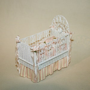 DOLLHOUSE furnitures &quot;  1” Scale vintage Wicker cradle &quot; Artisan Handmade Miniature. From CosediunaltroMondo Italy