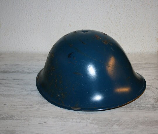 【WW2関連】英国警察War Reserve POLICEメタルヘルメット 青 Original MK Blue Police English Helmet - Etsy