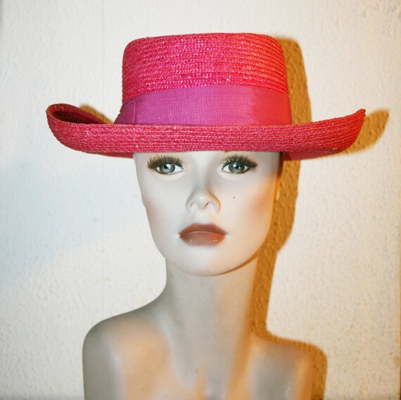 Buy Straw Women display picture 3