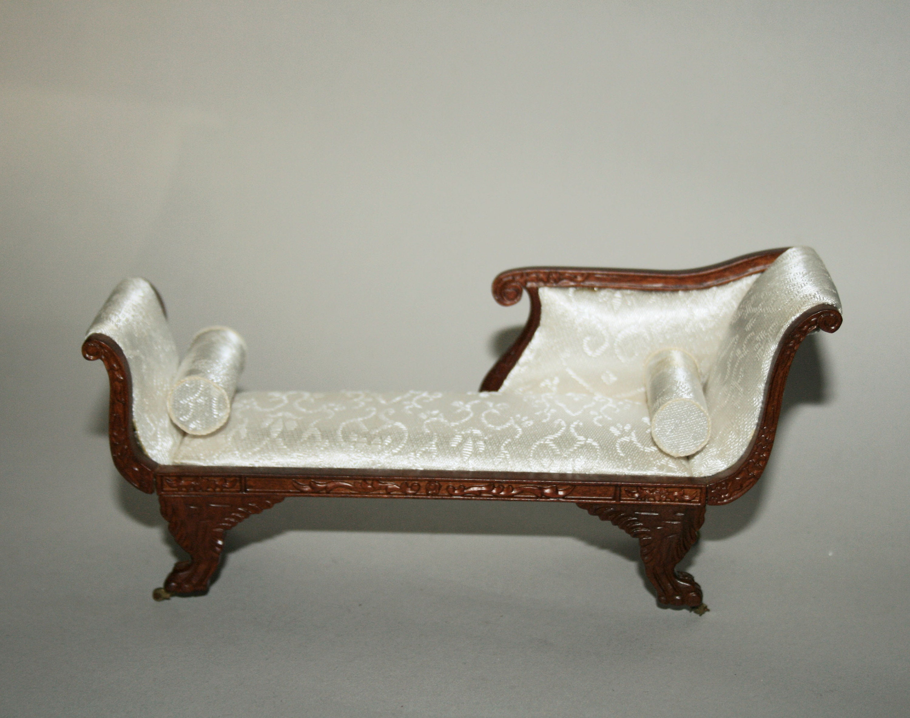 Chaise Lounge  -DOLLHOUSE furniture - Artisan Handmade Miniature in 12th scale - CosediunaltroMondo Italy