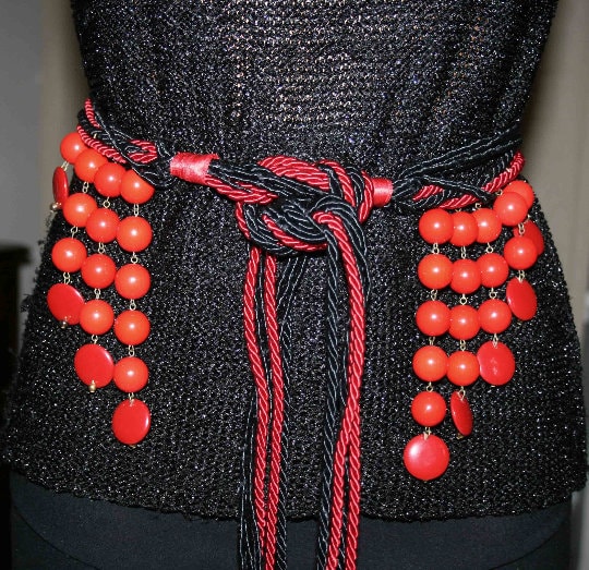 WOWEN SILK Cords Red Black BELT With Pendants /vintage 80s  display picture 1