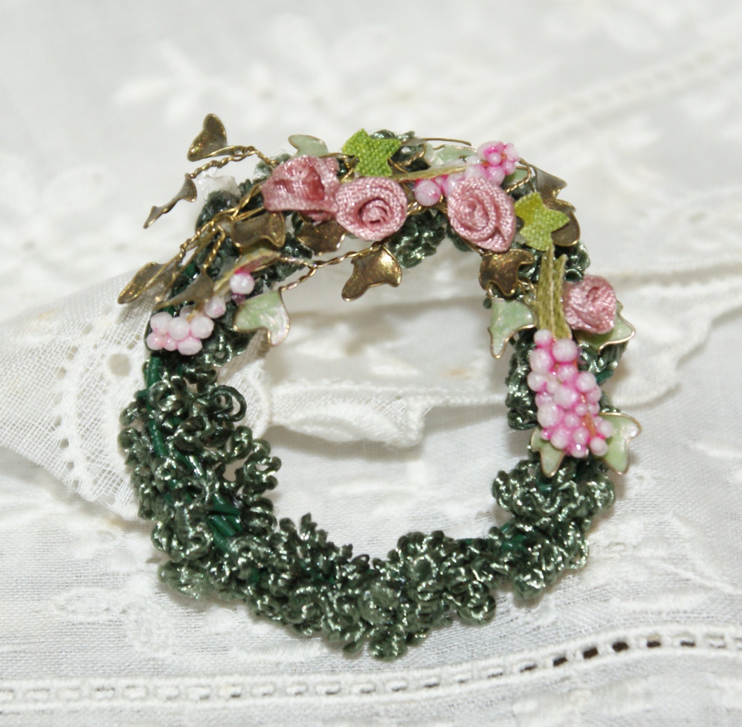 DOLLHOUSE MINIATURES Wreath With Rose FLOWERS Etsy