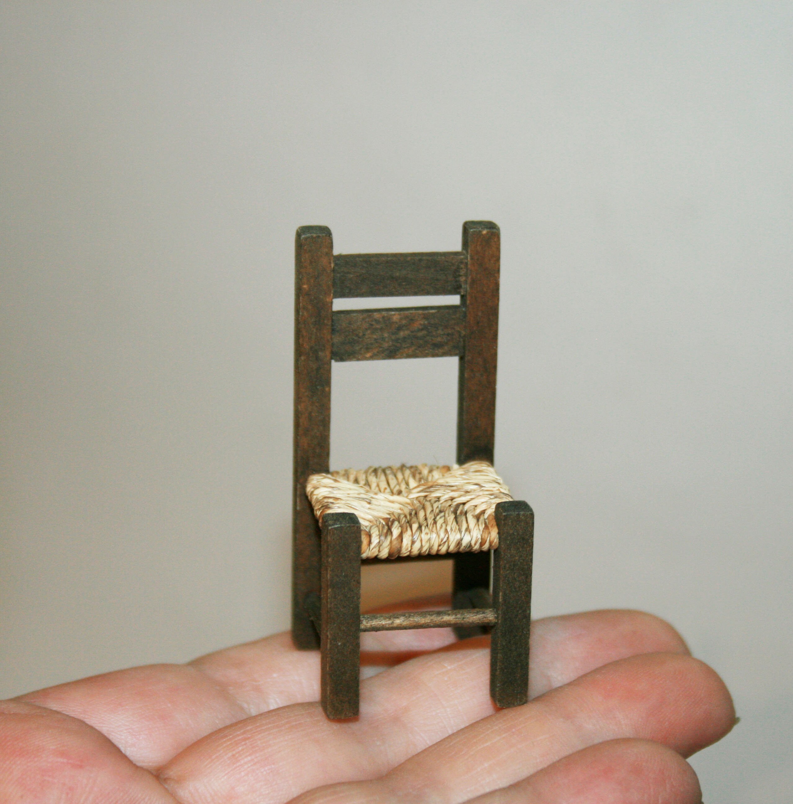 LALADEFIEE Set Miniatura Pianoforte A Coda E Sedia Per Casa Delle Bambole – Scala 1:12, Accessori Vintage In ABS, Arredamento In Miniatura