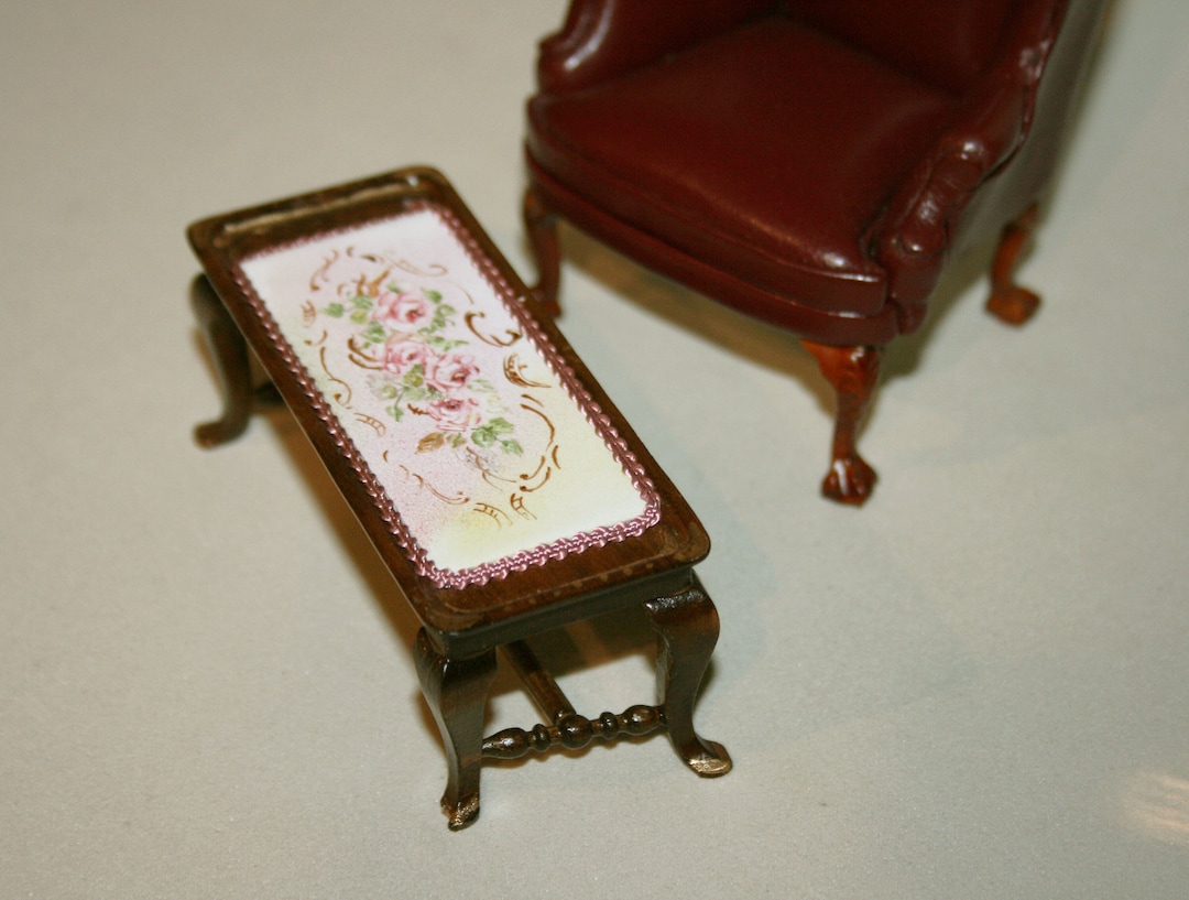 DOLLHOUSE MINIATURES 