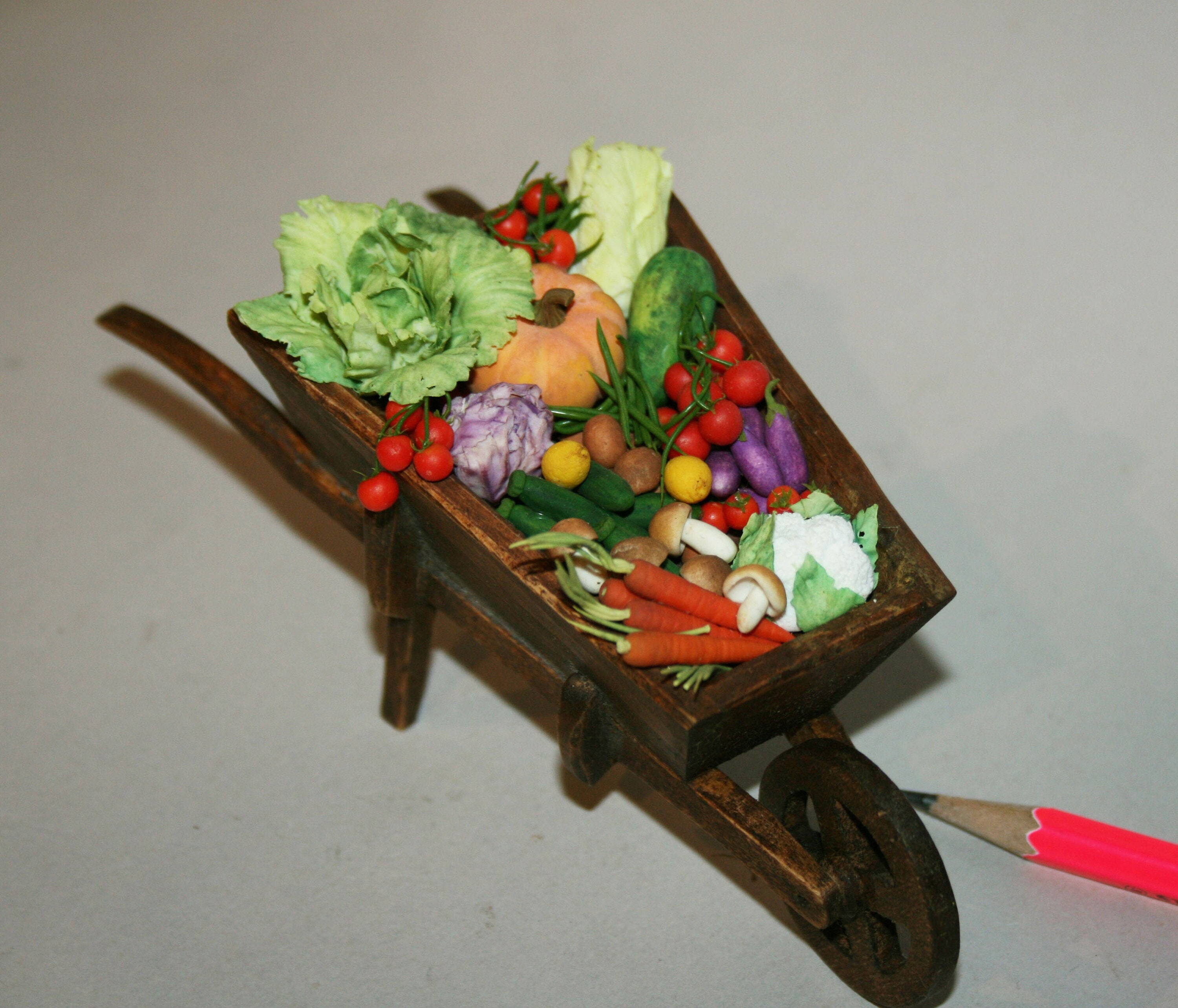 Tiny wheelbarrow deals