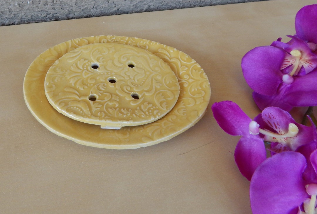 Handmade Self Draining Soap Dish 2 Piece, Ceramic Soap Dish With Drain