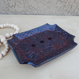 Handmade Self Draining Soap Dish - Ceramic Soap Dish with Drain, Pottery Soap Dish